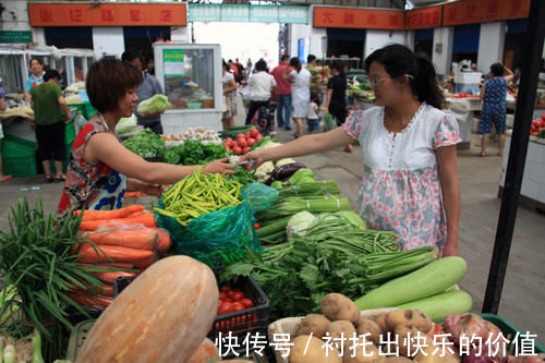 孩子|“节俭”的家长，会让孩子越来越自卑，影响孩子一生的格局