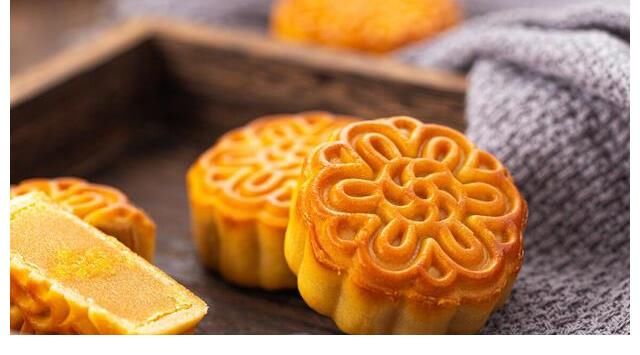 枣泥月饼|中秋将至，这10种口味的月饼你会选择谁？五仁月饼还是排名第一？
