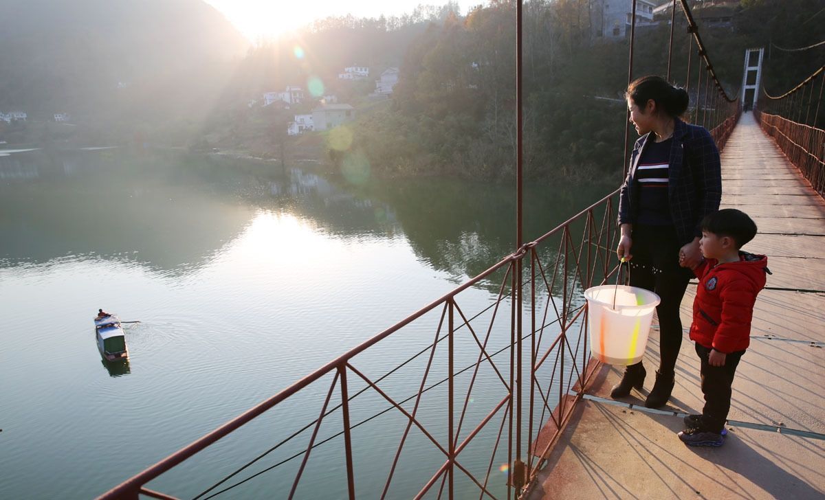 挑剔|85后美女厨娘,选食材很挑剔,小镇上的人都爱吃她做的家常菜