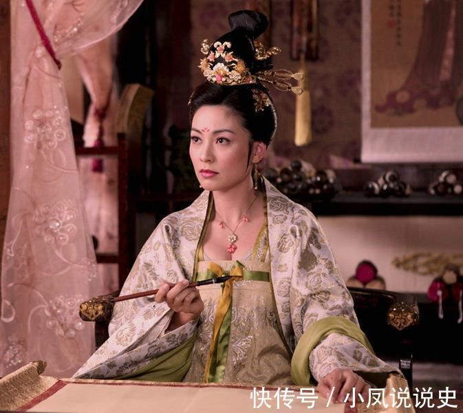 |唐朝诗人有多幽默,岑参打算用榆树叶换酒喝,李白嘲笑杜甫写诗累