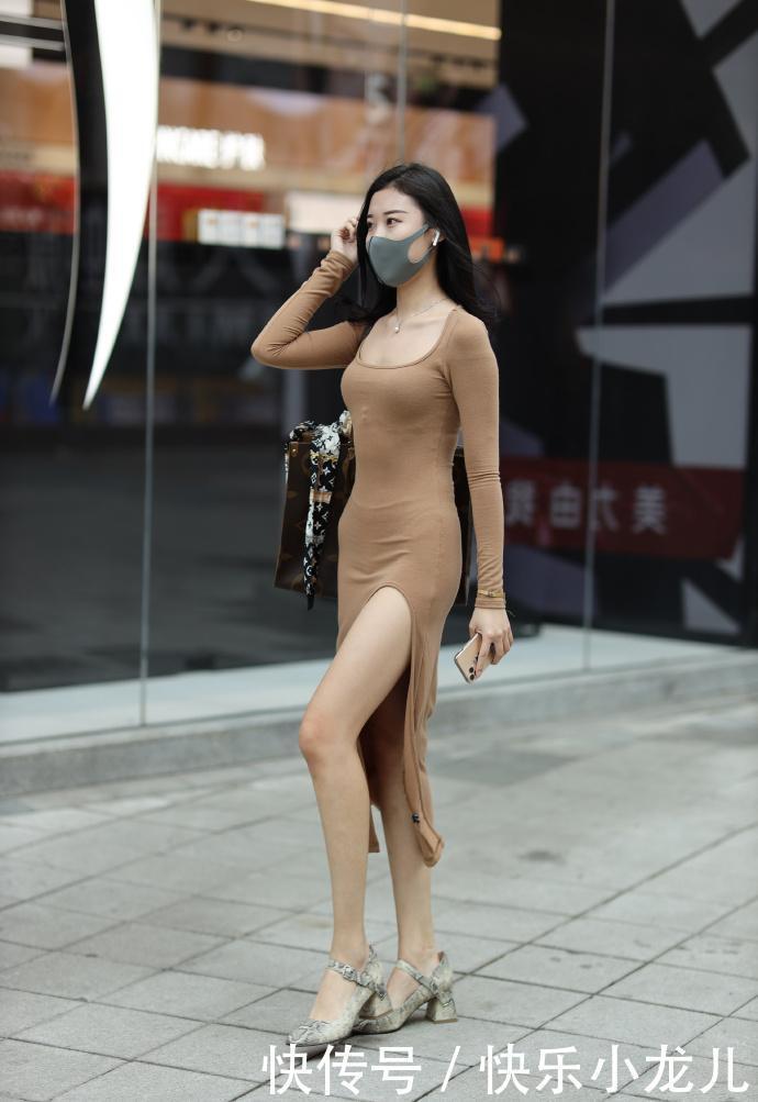 连衣裙|时髦抹胸高开叉修身连衣裙,自信地秀出大长腿,展现出自身的魅力