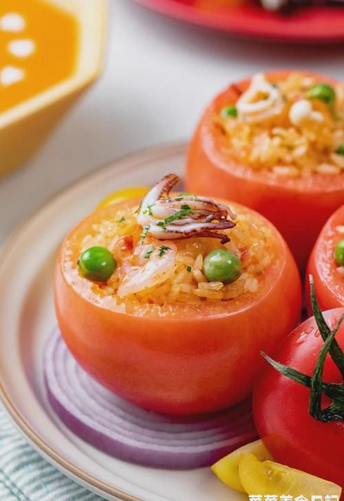 番茄别再炒蛋了！全网都流行这么吃，一焖就搞定