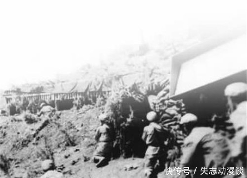 战役|韩军士兵掉队,傻乎乎跟着志愿军,奉上口令“欧巴”,被匕首了结