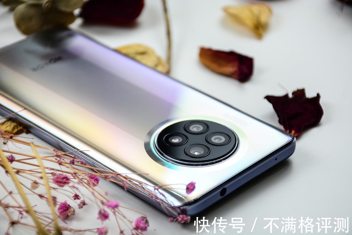 边框|中端机不再吹性能了？国产“全是屏”手机回归，荣耀X20评测