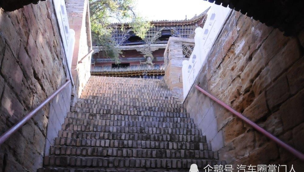 接引寺|这是“陕北第一寺”？9百年前曾是西夏国寺，3百年前康熙下过榻