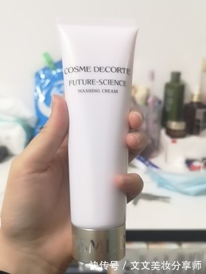 洗面奶|敏感痘肌洗面奶“之争”:实测评价告诉你为什么很多大牌被平替!