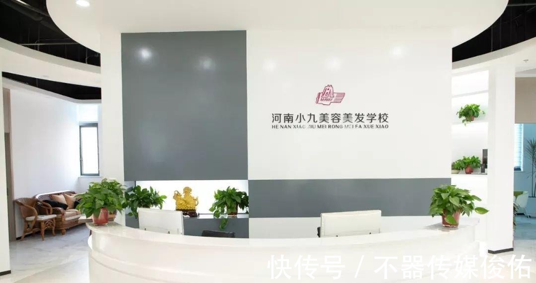 蓝天职棋牌游戏- 棋牌游戏平台- APP