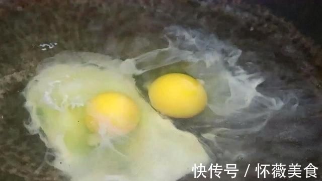 早餐面条这样做,老婆吃了一大碗,简单美味,暖身暖胃,太香了