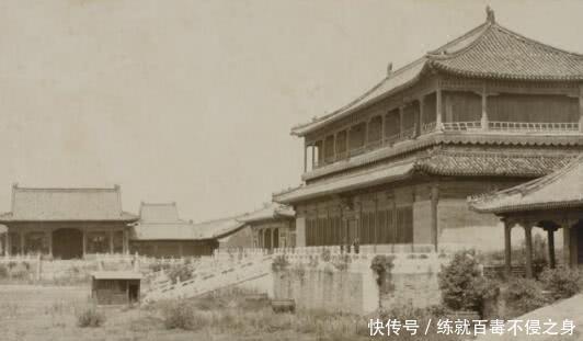 遍布|100年前的紫禁城,杂草遍布,无人问津,差点沦为“鬼城”！