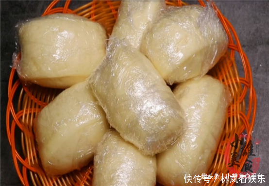 发霉|才知道,馒头放冰箱保存就错了!教你一招,放1个月不干硬不发霉
