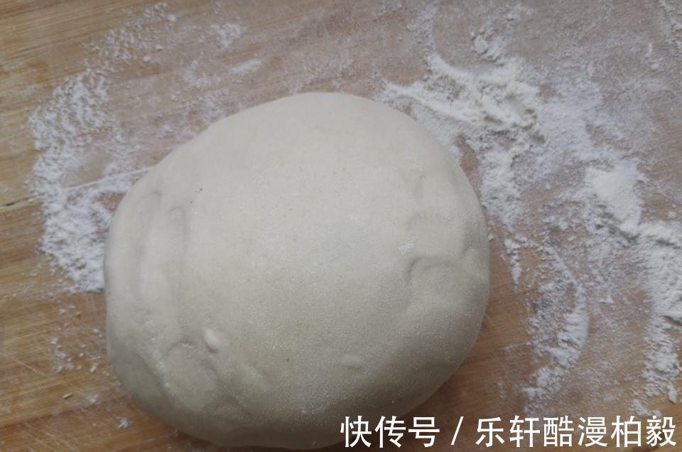 花生油|夏天吃饺子这馅真好吃，皮薄馅大汤汁四溢，出锅连吃40个真过瘾