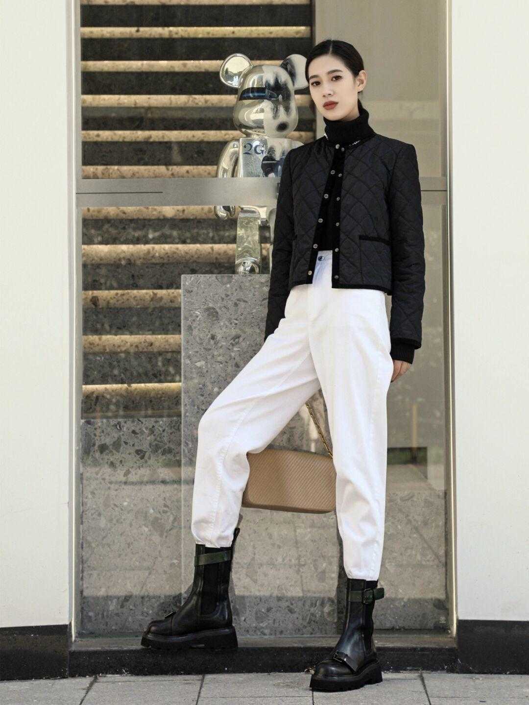 黑白配|冬天穿衣还得是黑白配,百搭精致不挑人,关键是穿再久也不会过时