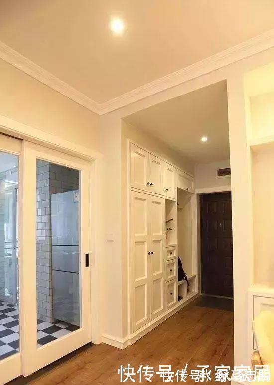 鞋柜|同事家73平新房,一进门鞋柜把人迷住了,阳台榻榻米能当一间房