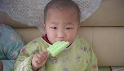 孩子|儿科医生孩子6岁之前，4种食物不能喂，太伤脾胃，家长要谨记