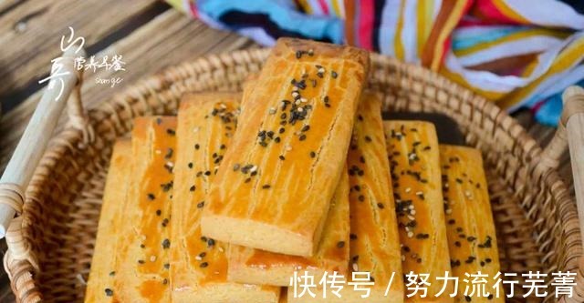 早餐|吃了半辈子面食，第一次见这个做法，不用一滴水，早餐不吃包子了！