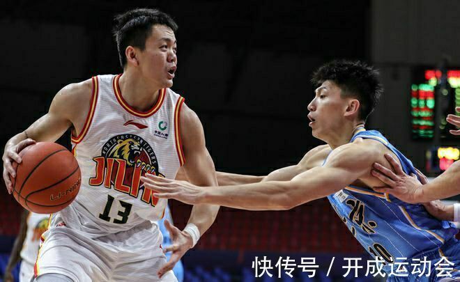 翟晓川|北京首钢结束两连败!灵魂核心3分2犯,王晓辉才是大胜吉林的功臣