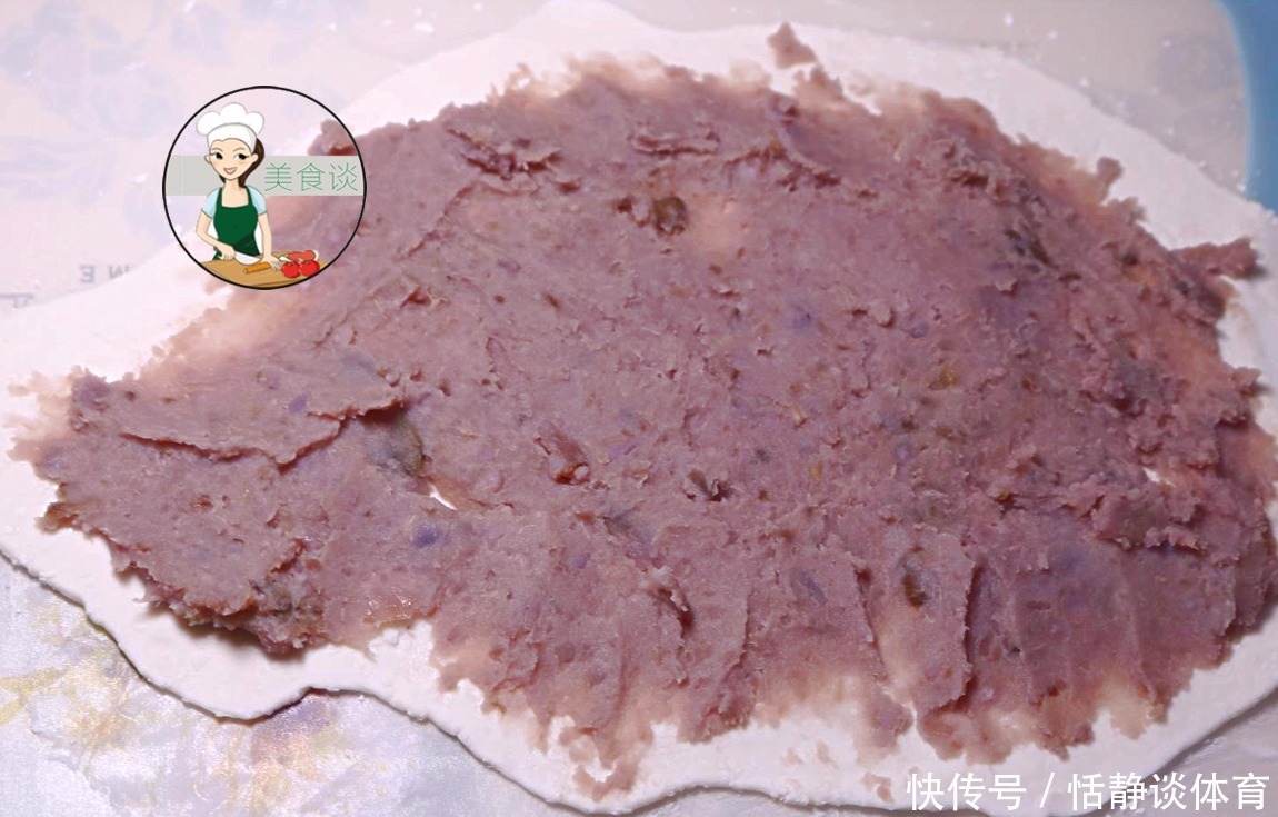 包子|此美味,我隔三差五做一次,两手一卷比包子香,每次蒸2锅不够吃