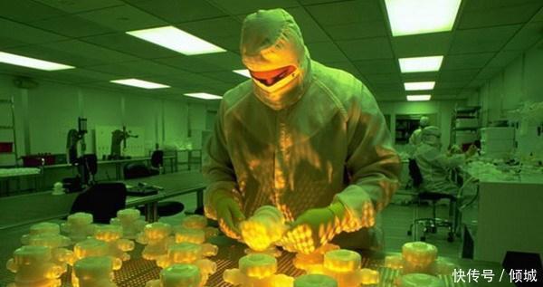 中国伟大的物理学家,要是没有她,研究原子弹要晚10年!