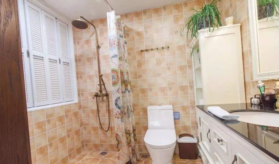 水条|为什么外国人卫生间不装淋浴房？他们都这样做，不得不感叹太聪明