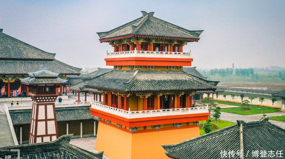 秦始皇|秦始皇修建的秦直道，历经千年，为何依旧寸草不生？