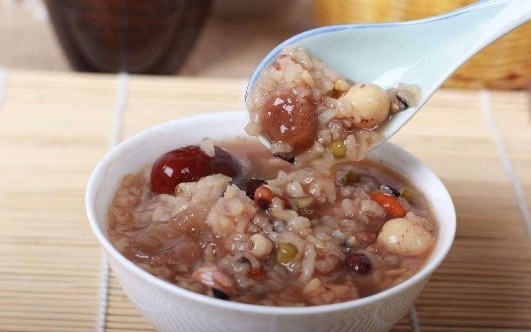 玉米粉粥|糖尿病人不能喝粥辟谣这样喝血糖不升高,还能降血糖