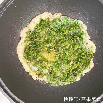 米醋|香椿炒鸡蛋