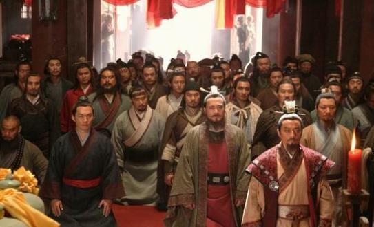 卢俊义|梁山上最愚蠢的2位好汉,武功顶尖总信错人,因此落得悲惨的结局