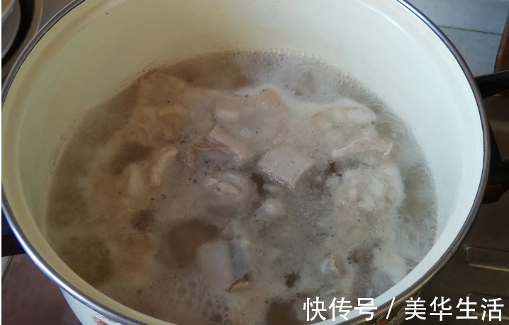 身体不适|海鲜菇这样做才营养,汤鲜味美,10分钟搞定
