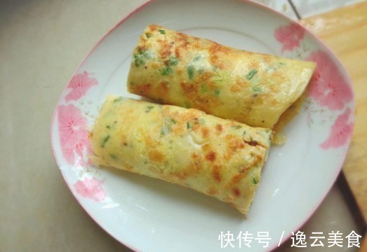 煎鸡蛋饼不要着急下锅，往面糊中加点它摇一摇，又薄又香还不粘锅