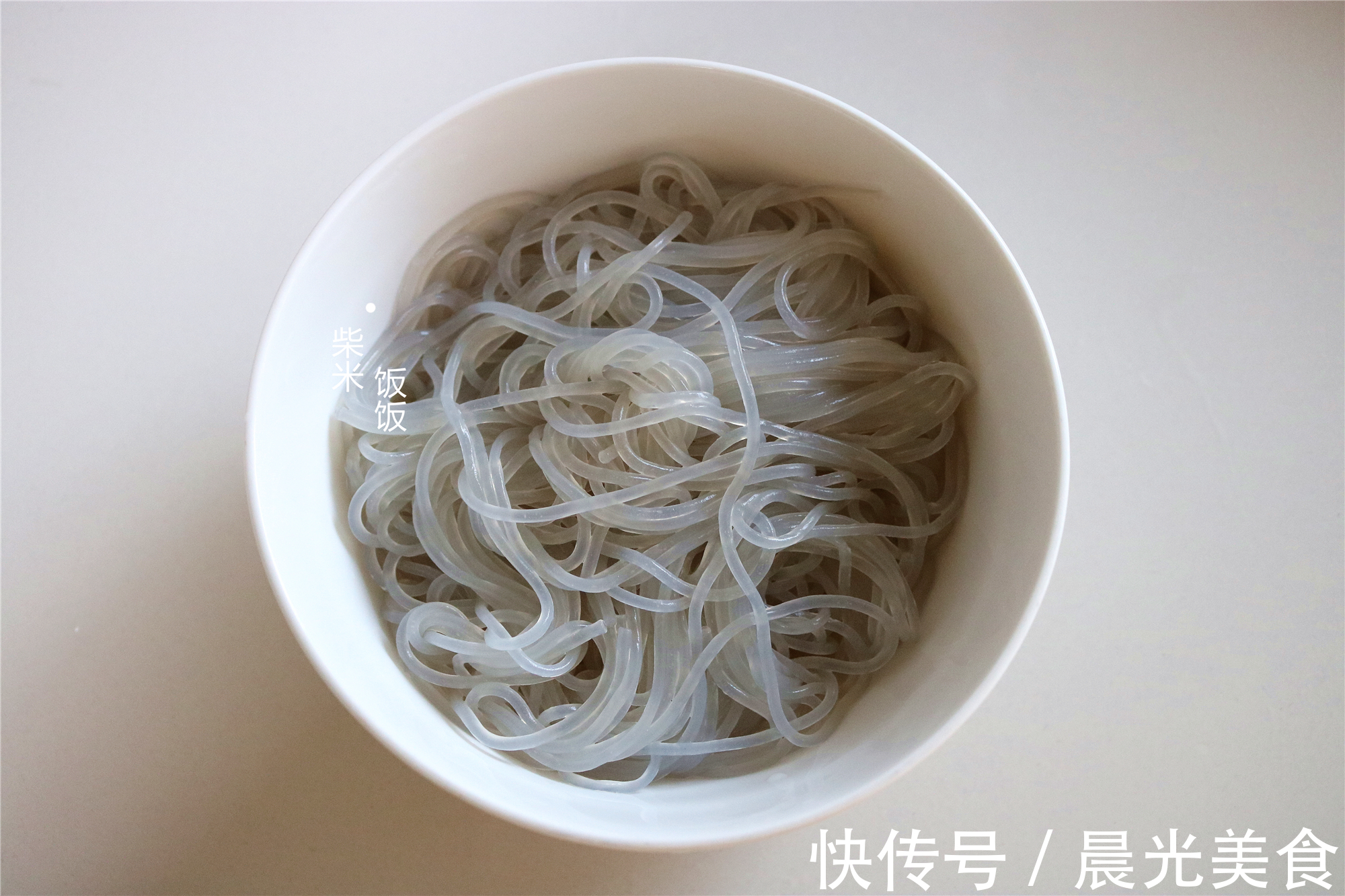 小白菜|入秋后，我家常吃这炖菜，豆腐粉条一锅出，鲜香入味真好吃