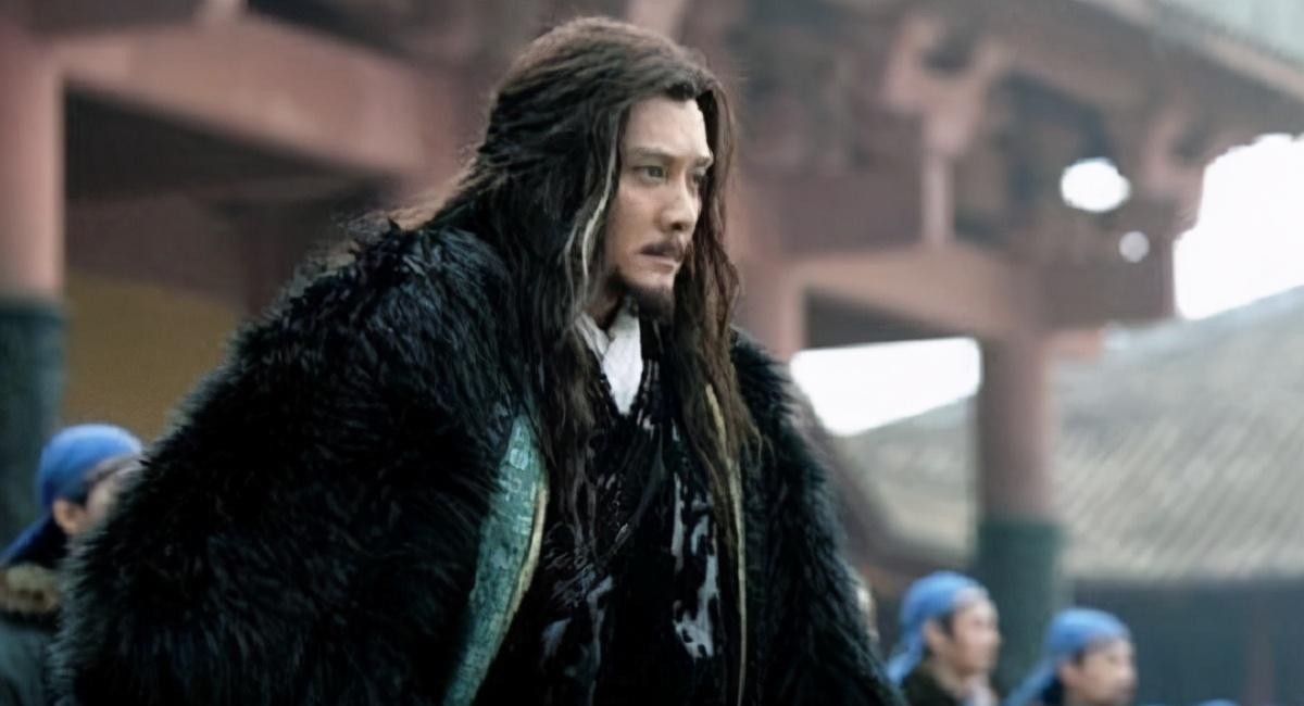 刘邦送给英布一个食盒,英布打开食盒看后心想:不得不反了