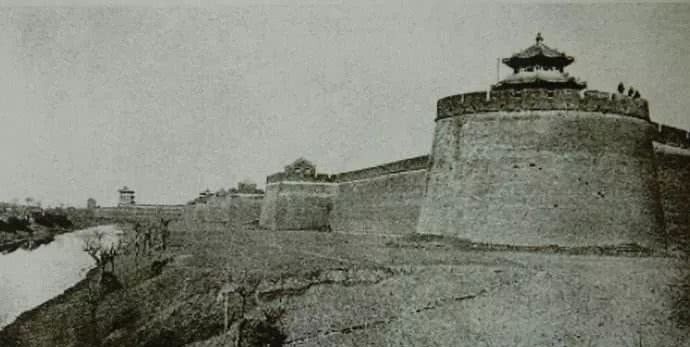 “非主流”的西南城角,为什么四个城角只有它是圆形的?