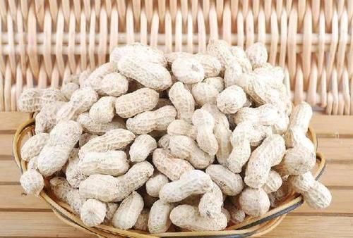 花生加此物一起煮，頭發黑了，睡眠好了，皮膚更細膩！