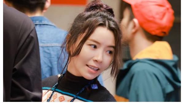 张靓颖|黄雅莉《听风说》唱进多少人心里？热爱音乐的她，或许生错了时代