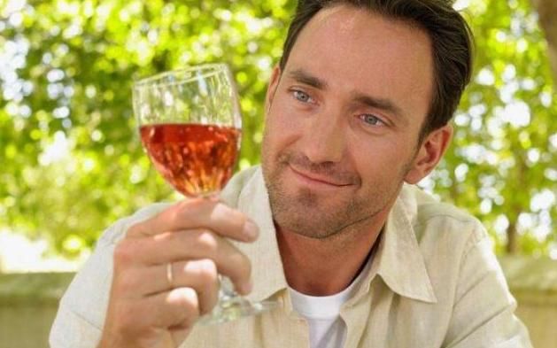  喝一杯|如果你在睡觉前喝一杯洋葱水，也许五件好事，会出现在你身上！