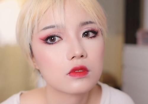 成品|黄发姐姐仿妆“白素贞”,开始假小子气息扑面而来,成品换脸大师