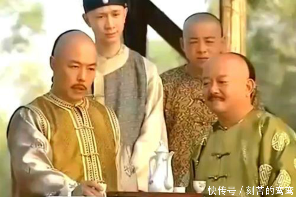 和珅出联“三斤四两五花肉”,纪晓岚巧对下联,叫和珅磕头认错!