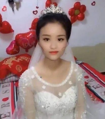 婚礼现场|化妆间里的“新娘”火了,抬头一瞬惊艳网友