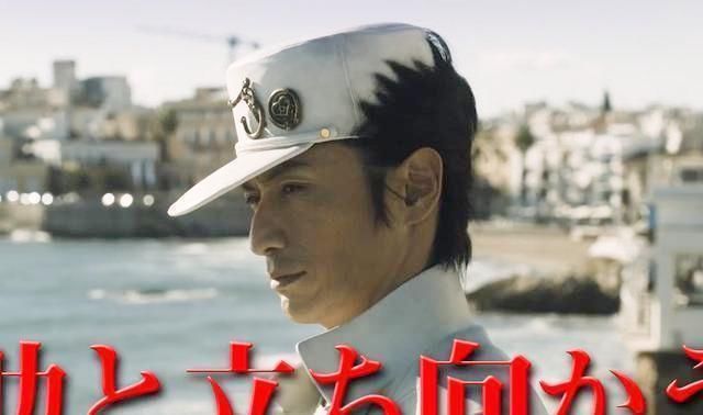 cos|COSER为还原角色有多拼?不仅“光脚上阵”,大佬直接剃“秃头”