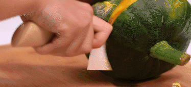 壹粉食堂|哇，美味极了！高颜值的南瓜蒸蛋上桌咯，你学会了吗？