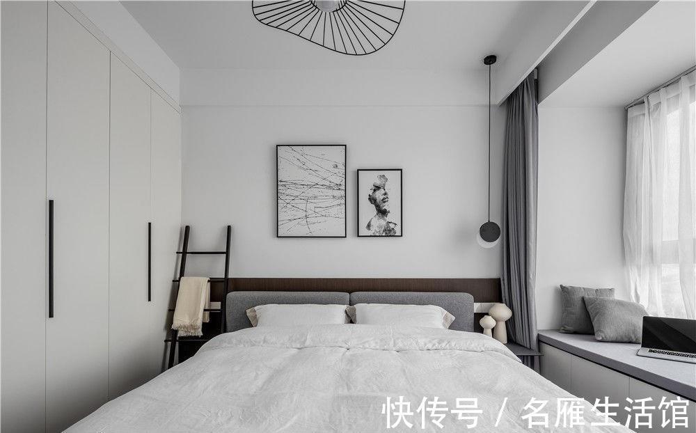 空间|黑白灰和实木打造的空间,设计独立入户鞋帽间,满足五口人的需求