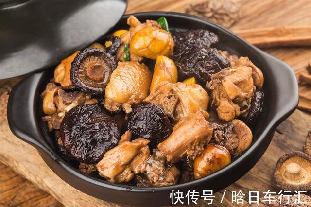 腥味|炖鸡肉,不能直接焯水,还需多做1步,鸡肉鲜香嫩滑,没腥味