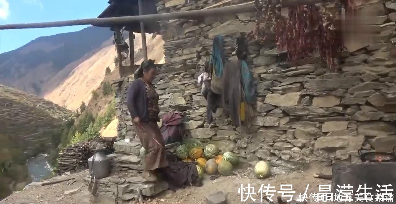 葱油鸡|尼泊尔山区贫困村民杀鸡招待中国客人，鸡肉做法特别，味道确实好