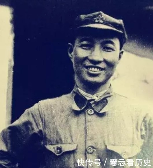 陈赓|陈赓大将58岁英年早逝,李克农喝酒时怒摔酒杯:陈赓不在,酒水没味道