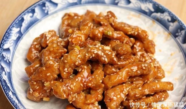糖醋里脊的家常做法,学会挂糊技巧和糖醋比例,一锅都不够吃