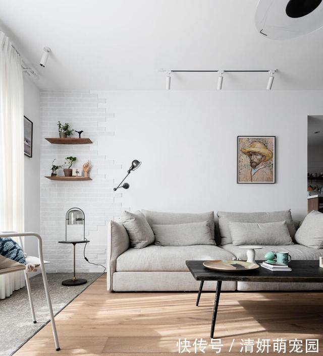 玄关|看了她家,才发现软装有多强大,全屋刷大白,效果依然很棒