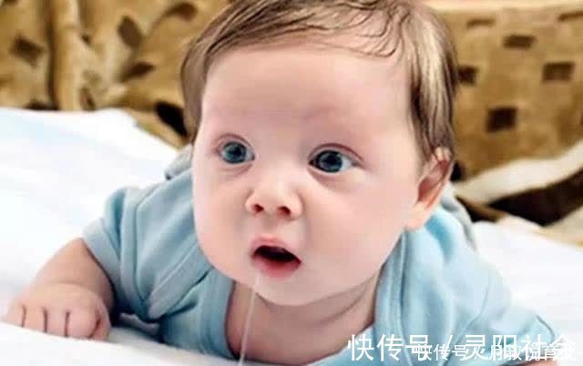 口水量|孩子经常流口水,难道是因为长牙?家长不要了解错原因了