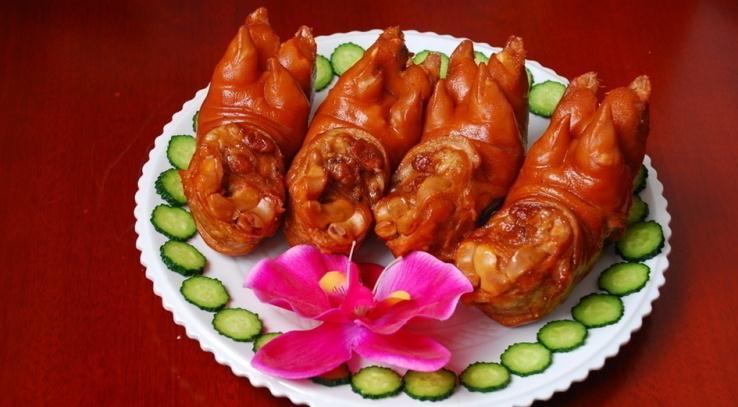 大雪过后必备菜品：卤猪蹄，口感软烂，咸香肥美，入口即化，爆赞