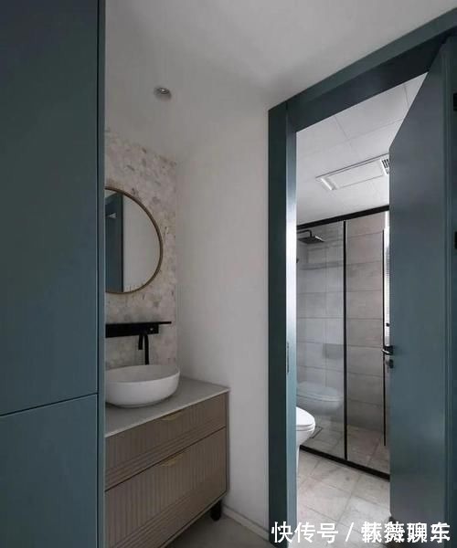 次卧书房|120㎡极简风三居室,柔和的莫兰迪配色,干净又舒服