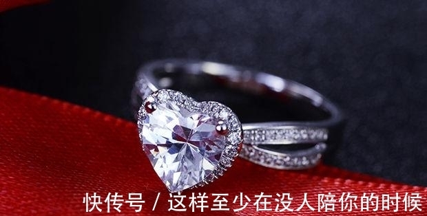 人的价值|婚戒很贵吗？婚戒大概在什么价位？有哪些万元钻戒推荐？